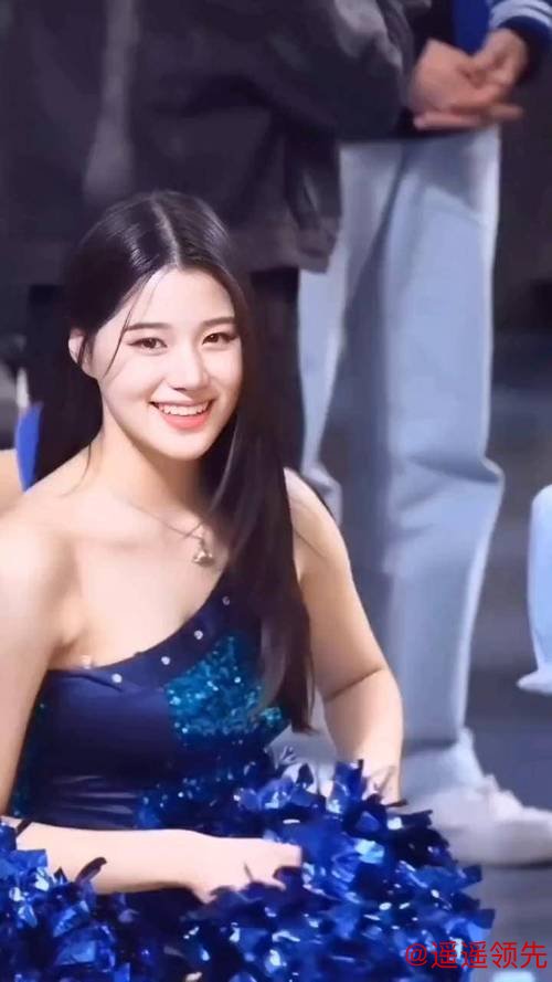 韩国又出新女神李艺彬，火辣身材男粉直呼顶不住！